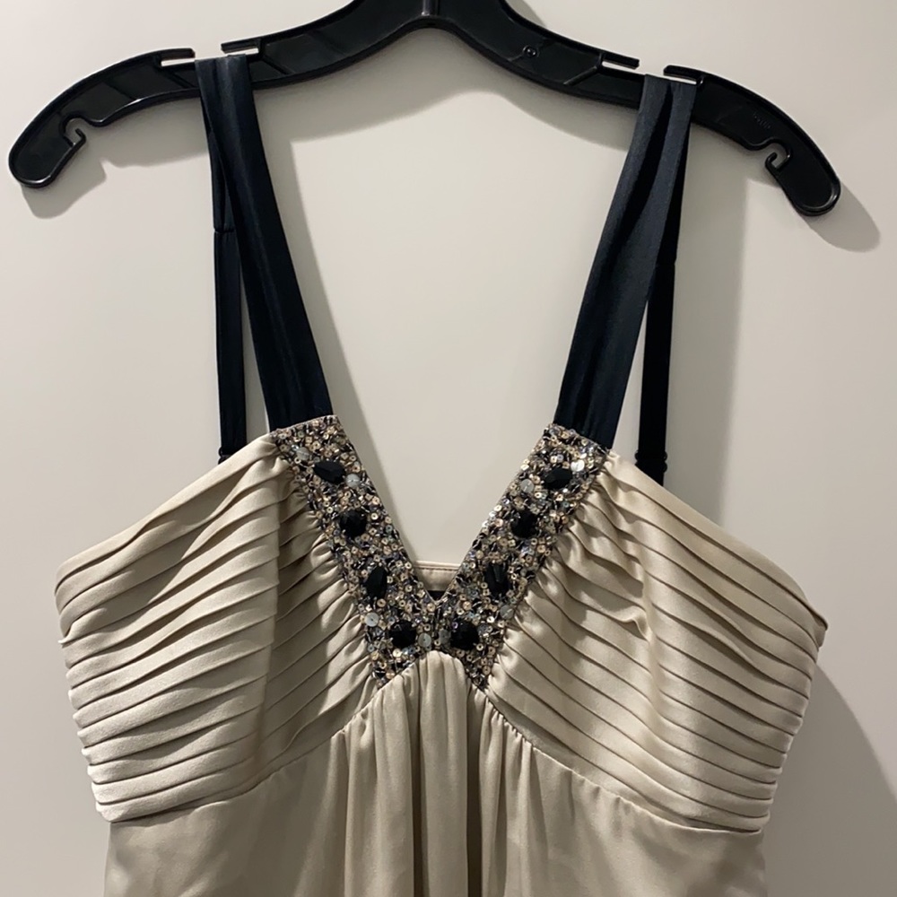 BCBGMaxAzria Ivory Satin Dress with Black Straps and Embellished V-Neck - Picture 3 of 7